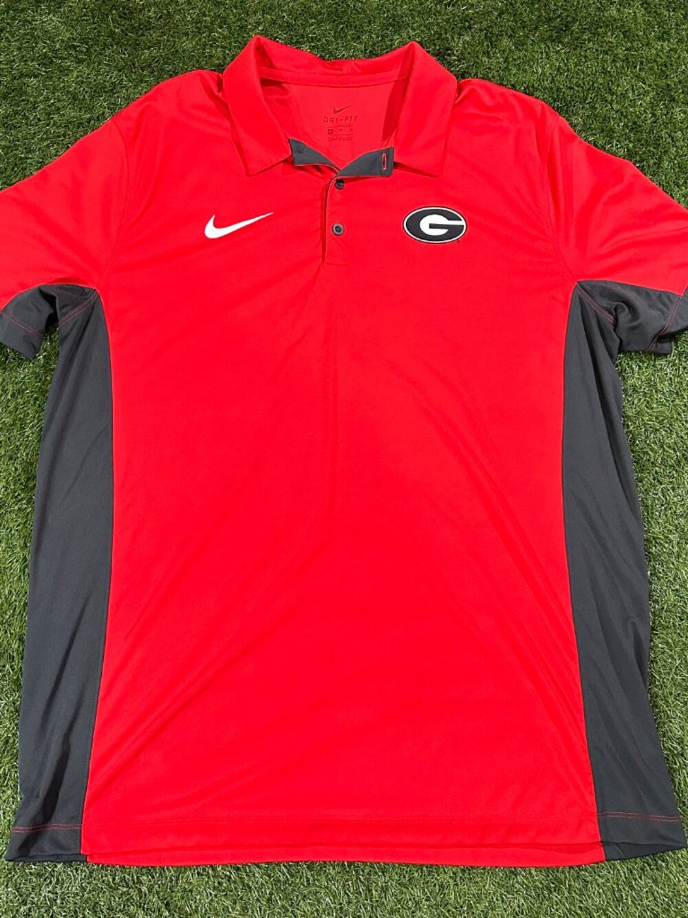 Nike Georgia Bulldogs Polo Shirt XL Red Charcoal Grey Dri-Fit UGA Sideline Coach